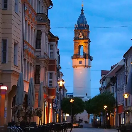 Alte Baeckerei - 04 #business# Im Zentrum, Mit Parkplatz, Ausgestattet Appartement *